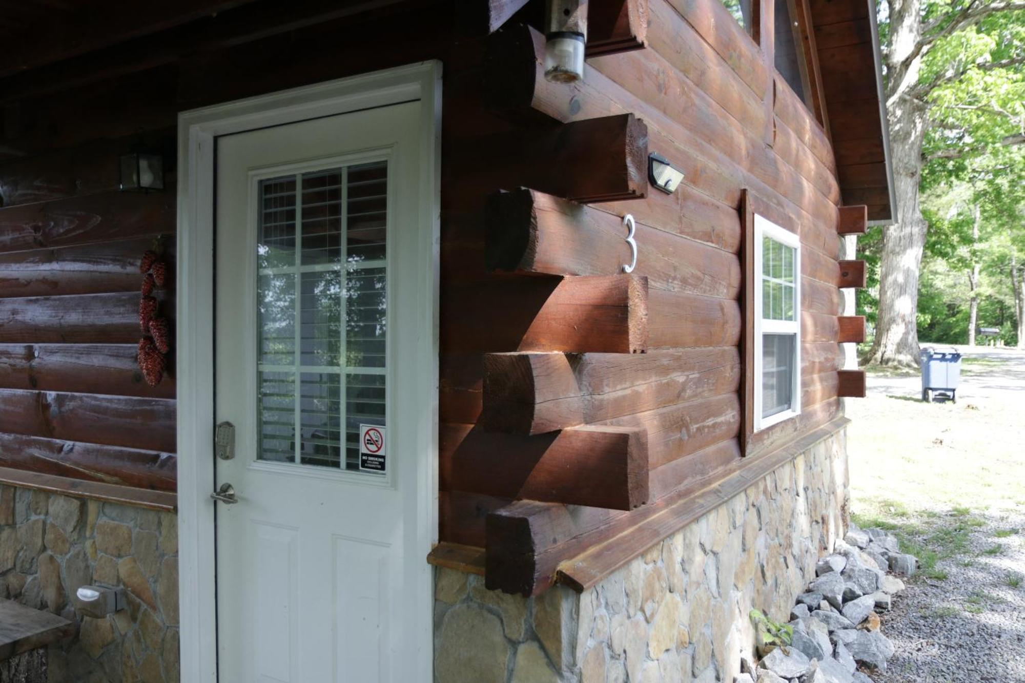 Hotel Kozy Haven Log *