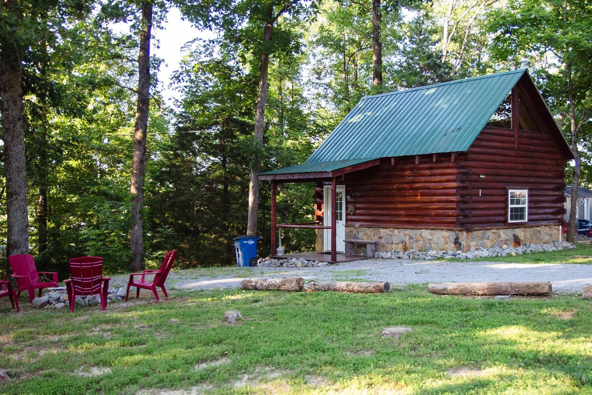 Kozy Haven Log Hotel